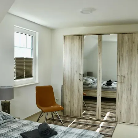 Yvette 1 - Idyllisches - Ihr Platz Fuer Erholung In *