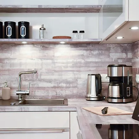 Yvette 1 - Idyllisches - Ihr Platz Fuer Erholung In Prázdninový dům *